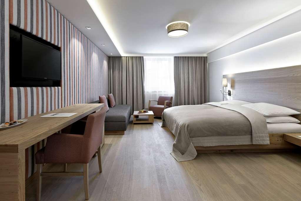 Schwarzer Adler - Adults Only 4*